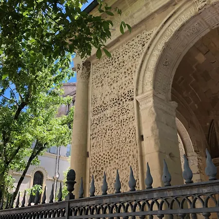 Le Petit Pendentif - Cœur De Cathédrale - Rdc Appartement *