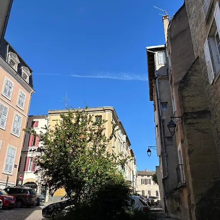 Le Petit Pendentif - Coeur De Cathedrale - Rdc Apartment *